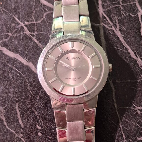 Mens Armitron wristwatch, silvertone - Picture 1 of 3